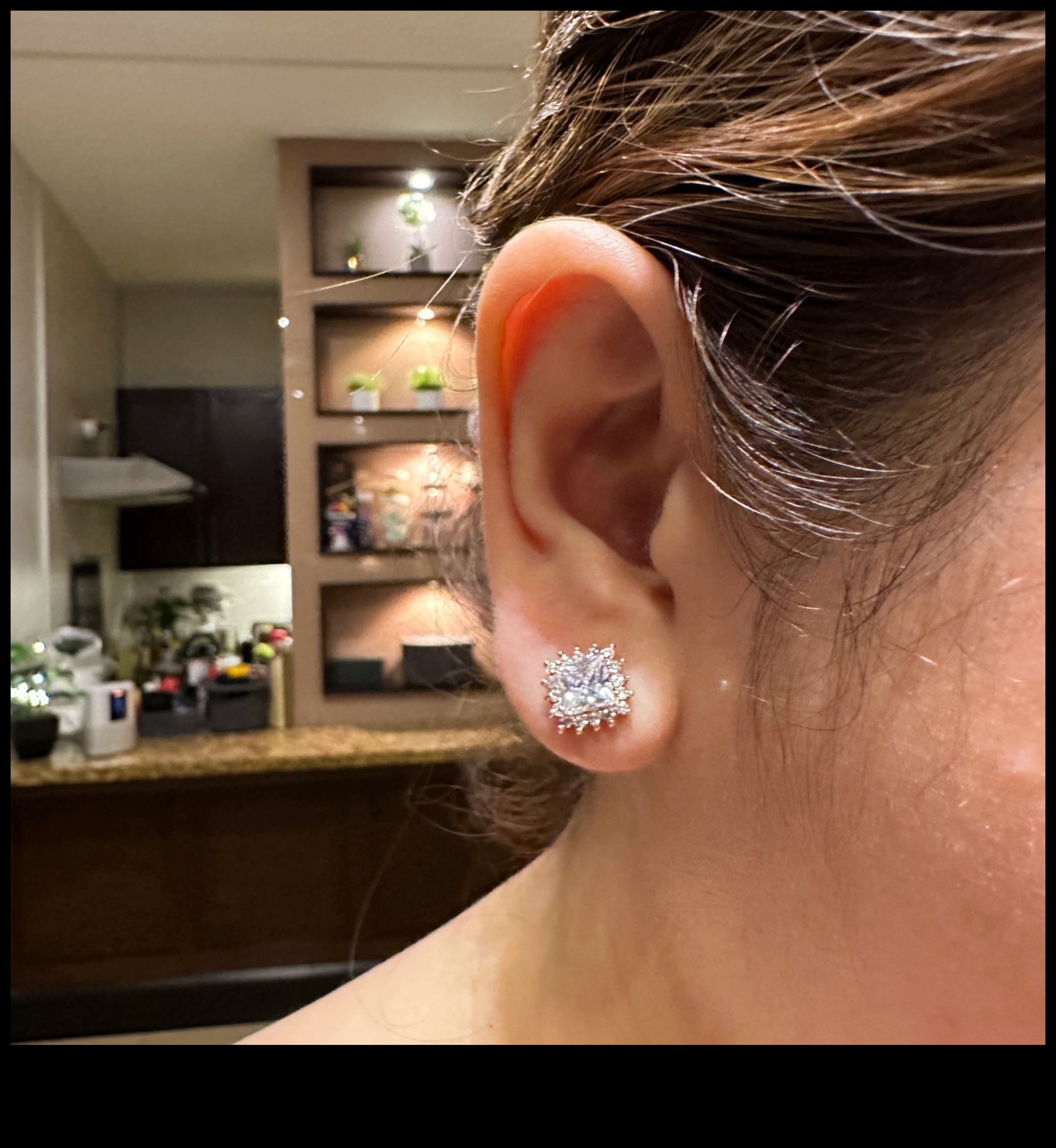 Romantism radiant Lasa dragostea sa straluceasca cu colectia noastra de cercei romantici 3 Romantism radiant: Lasă dragostea să strălucească cu colecția noastră de cercei romantici