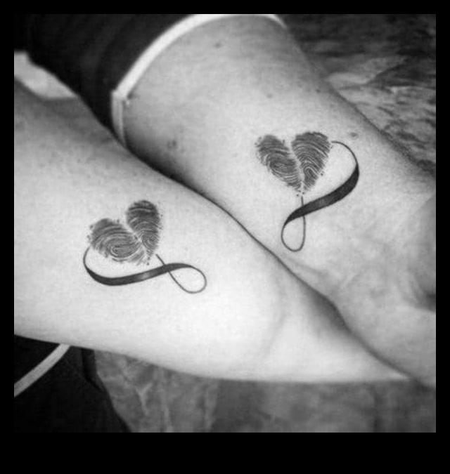Armonie sinceră: tatuaje de cuplu care ilustrează dragostea adevărată