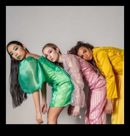 Retro Revival: Canalizează Glamour Old-School cu ​​stiluri vintage