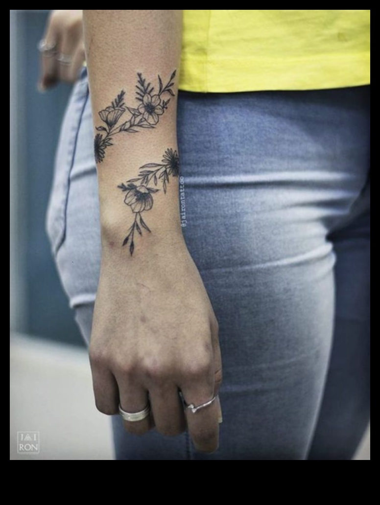 Ink Elegance 30 de tatuaje simple și șic la încheietura mâinii pentru a vă inspira următorul design 2 Ink Elegance: inspirații simple și șic pentru tatuaje la încheietura mâinii