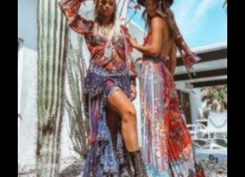 Boho Bloom: ținute strălucitoare pline de energie boemă