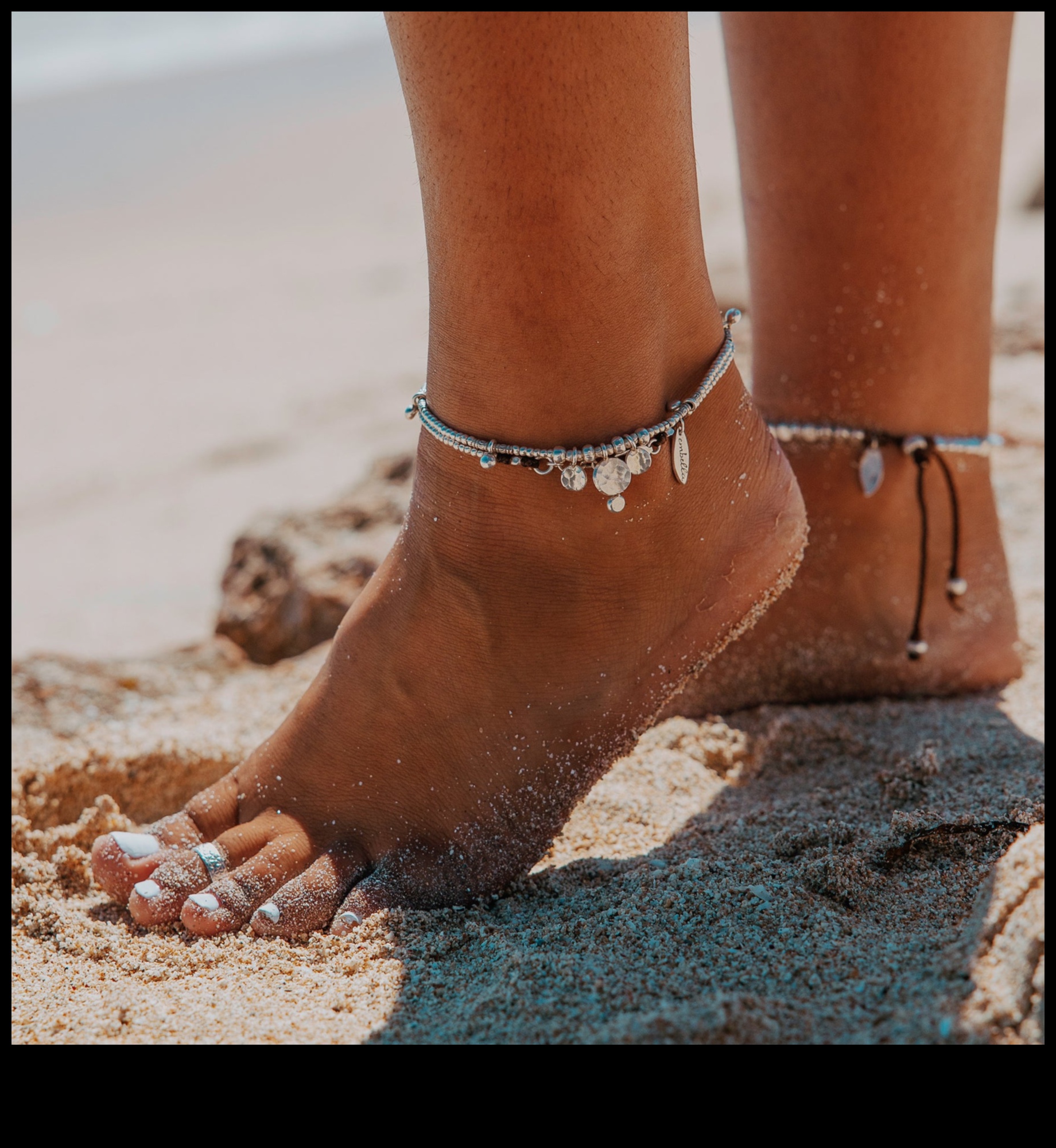 Opulent Oasis Cufundă-te în lux cu brelocuri de gleznă inspirate de oază 1 Opulent Oasis: scufundă-te în lux cu brelocuri de gleznă inspirate de Oaze