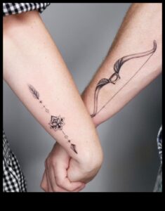 Armonie sinceră: tatuaje de cuplu care ilustrează dragostea adevărată